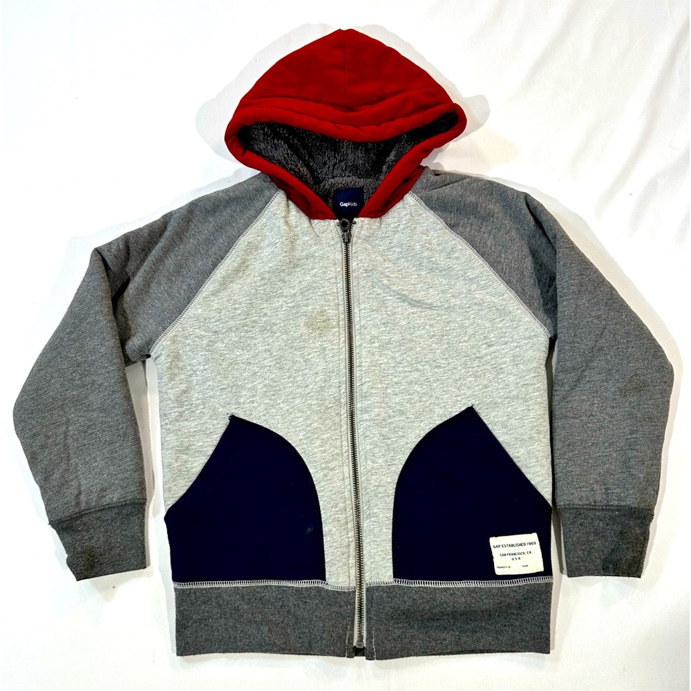 Gap Kids hoodie boys 8-9 grey and red .warm and very comfortable